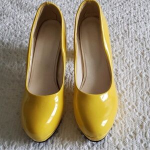 Yellow Women's Pumps